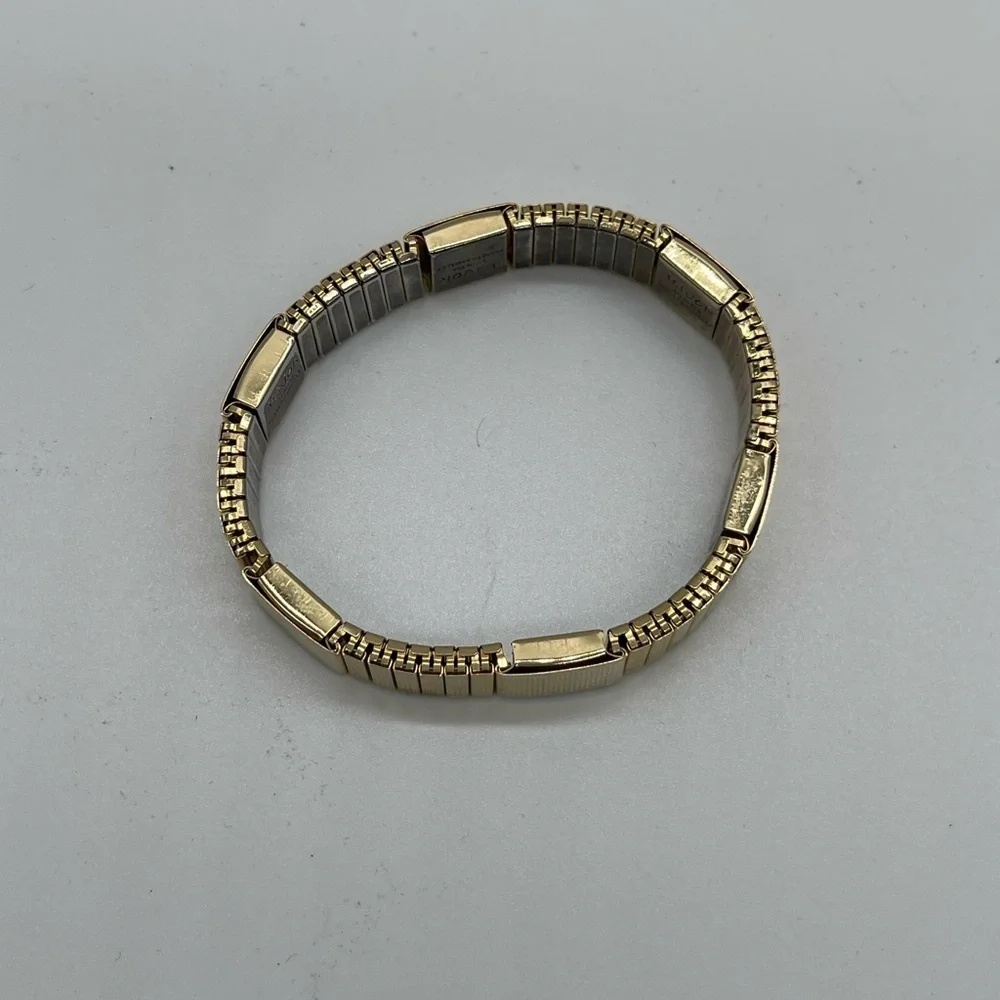 Major Stainless Steel Magnetic Stretch Bracelet